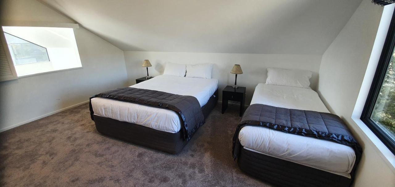 The Moorings Motel And Apartments Wanaka Luaran gambar