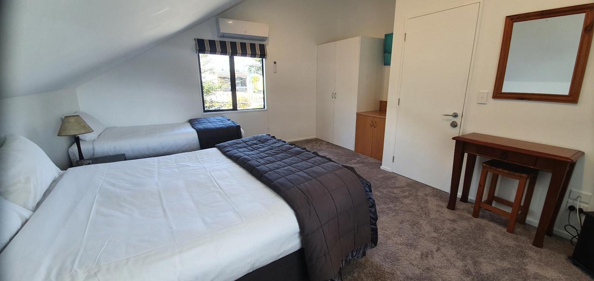 The Moorings Motel And Apartments Wanaka Bilik gambar