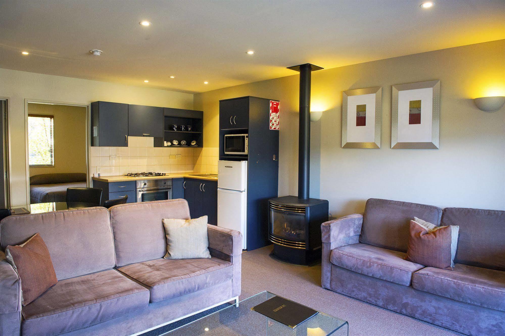 The Moorings Motel And Apartments Wanaka Luaran gambar